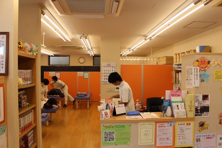 つぼみ整骨院　筥松店 施術3